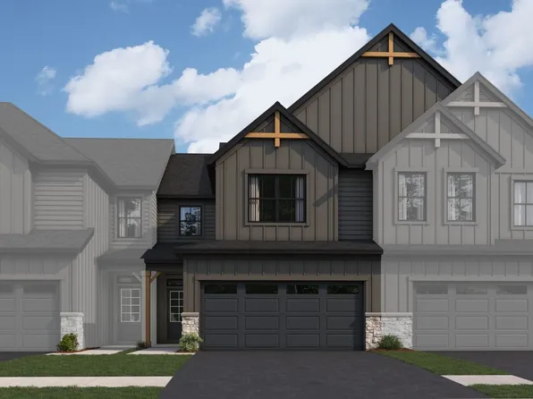 8489 Liberty Ln, Woodridge, IL 60517