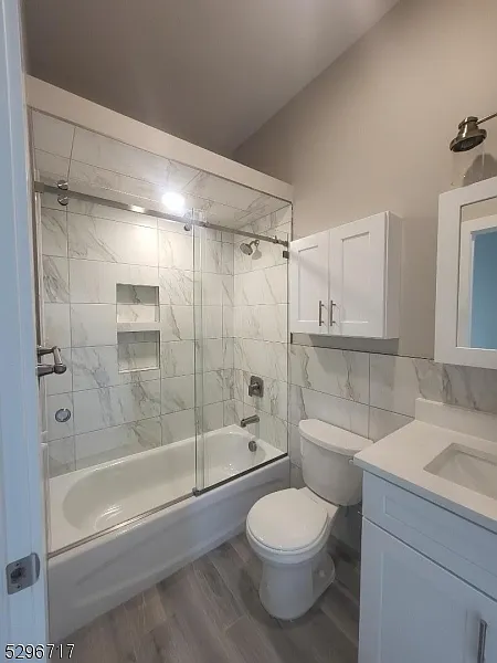 2 bed, 1.5 bath, $2,400 — Photo 4