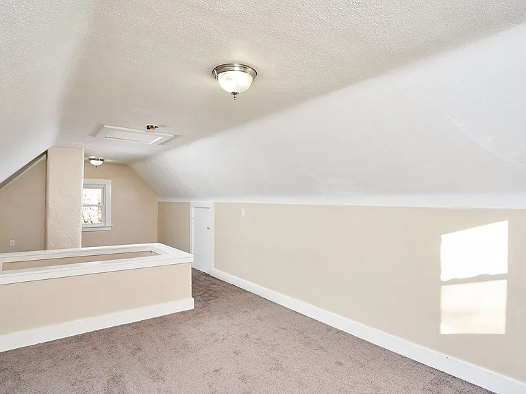 373 N Firestone Blvd — Photo 16