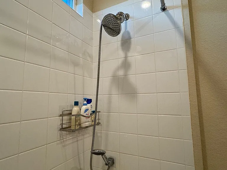 113 Queen Anne Dr — Photo 7