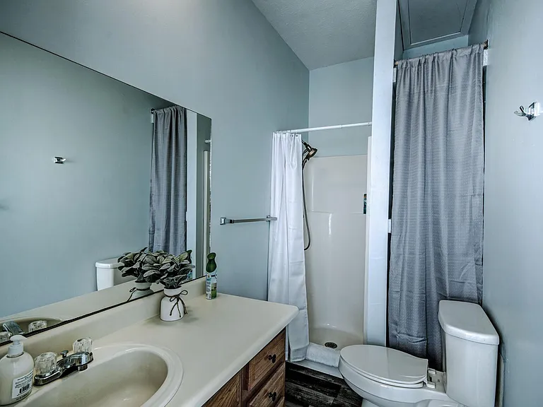 115 Lake Harbor Point — Photo 11