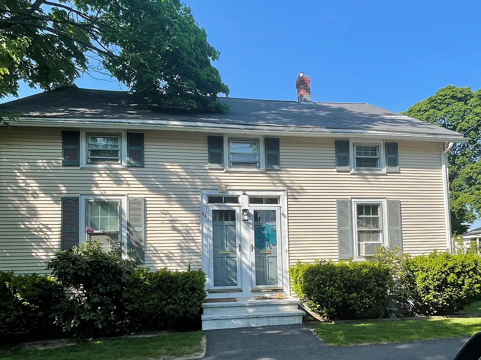 44 Pleasant St