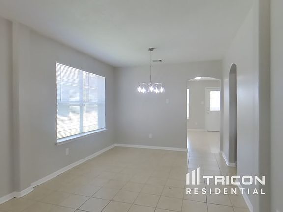 4th image of 4107 Rain Willow Ct