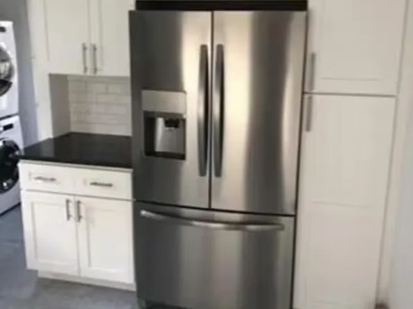 121 Evans St #2, Watertown, MA 02472