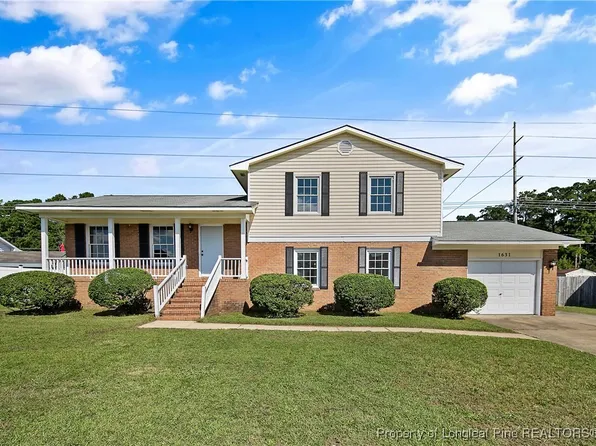 1631 Hazelhurst Dr, Fayetteville, NC 28314