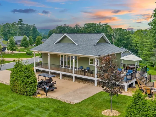 120 Laurel Branch Court, Roaring Gap, NC 28668