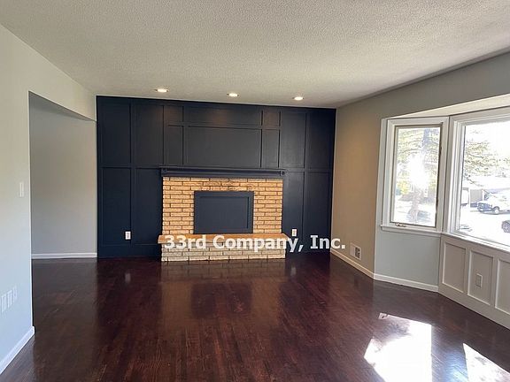 4th image of 1870 10th Ave