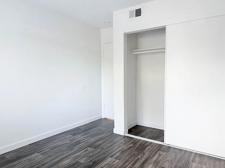 Peppertree Apartments — Photo 57