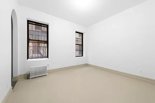 Rented by Douglas Elliman | media 18