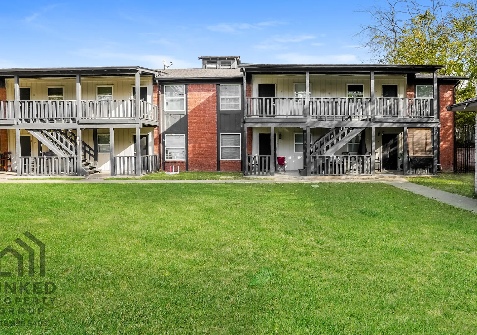 Charl Ann Apartments — Photo 2
