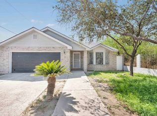 2001 Kennedy St, Zapata, TX 78076