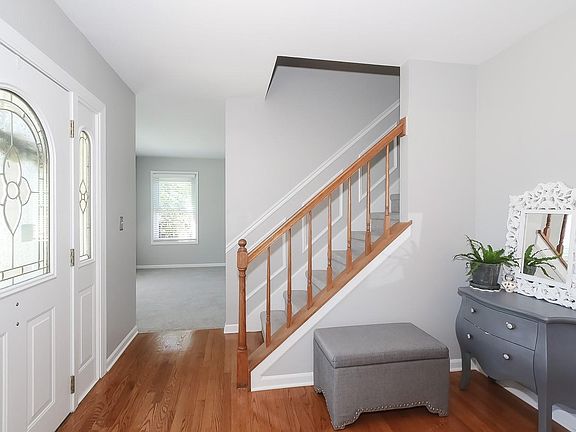 3rd image of 1168 Kylemore Dr