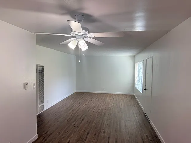 1403 Obispo Ave #3 — Photo 6