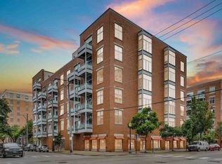 939 W Madison St APT 406, Chicago, IL 60607