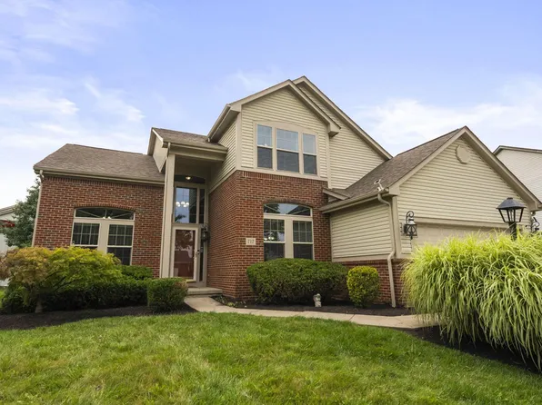 717 Preston Trails Dr, Pickerington, OH 43147