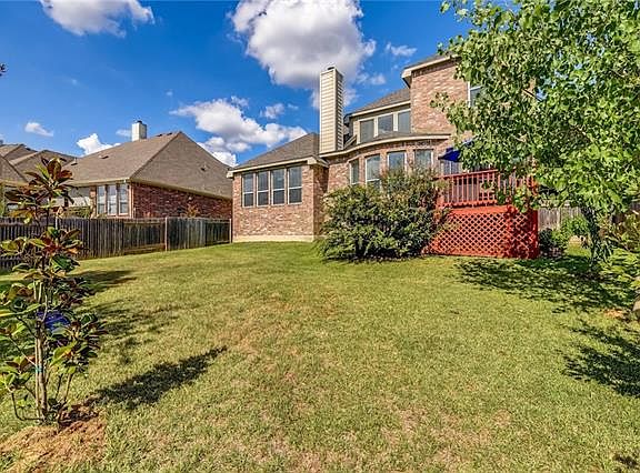 5th image of 2115 Bindon Dr