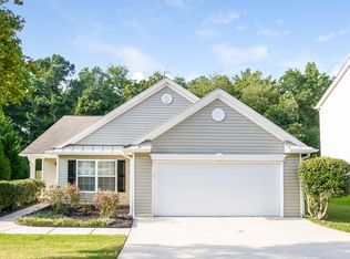 417 Autumn Creek Dr, Dallas, GA 30157