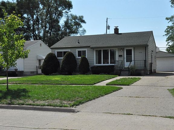 3rd image of 31707 Avondale St