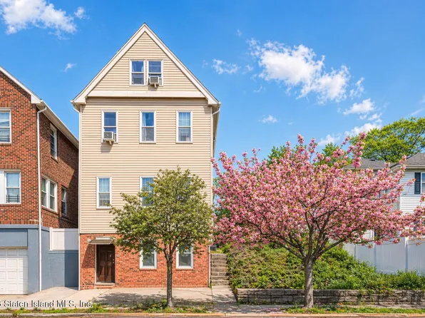 601 Richmond Rd, Staten Island, NY 10304
