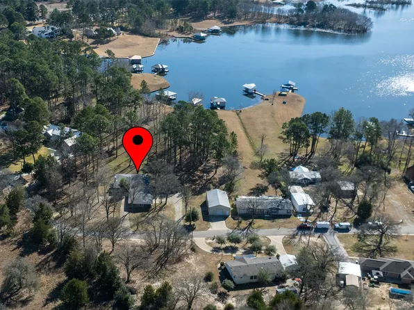 8014 Blue Bird Ln, Athens, TX 75752