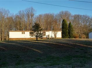 2122 John Wesley Dr, Catawba, NC 28609