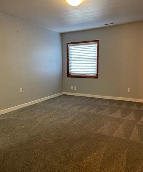 740 Berg Ct NW — Photo 27
