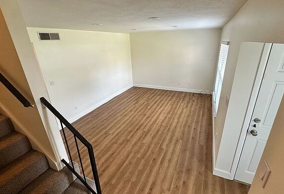 3rd image of 1001 Grove St Unit 94