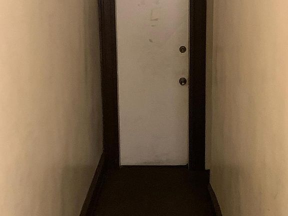 5th image of 1739 W Erie Ave