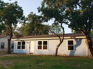 914 W 11th St, Freeport, TX 77541