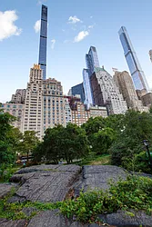 Rented by R New York