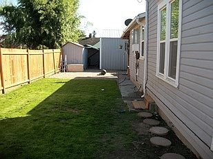 3rd image of 500 S Pine St