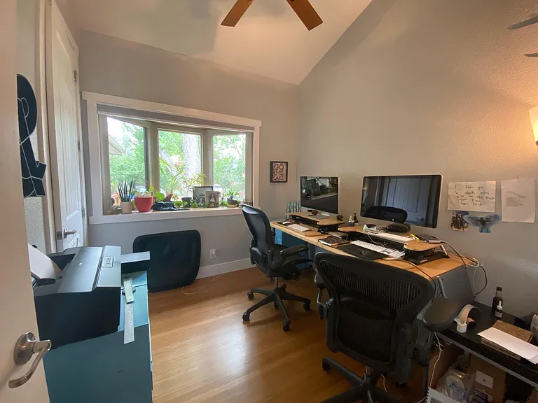 2861 Loma Pl — Photo 8