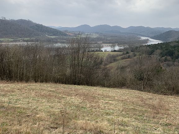 2nd image of 156 Bonnie Blue Ln