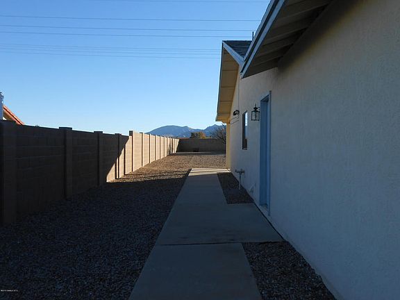 3rd image of 3822 Miller St