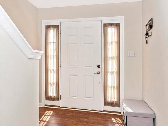 3rd image of 515 Tifton Ln #515