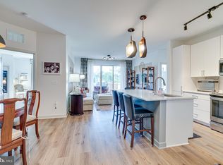 10755 Fairgrounds Dr UNIT 128, Fairfax, VA 22033
