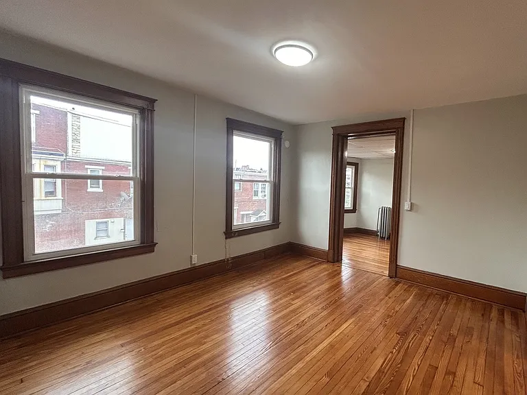 1200 W King St #2 — Photo 3