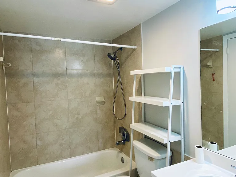 125 Shore Ct #107A — Photo 12