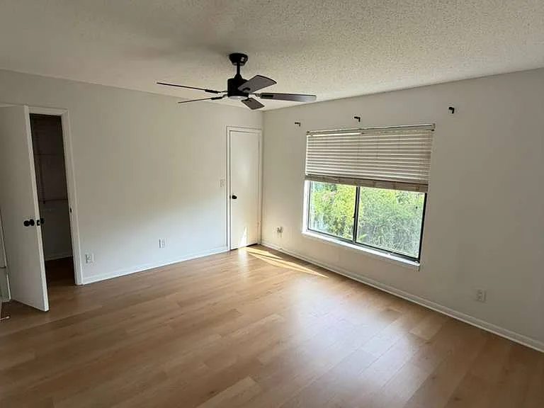 431 Geneva Dr #2001 — Photo 8