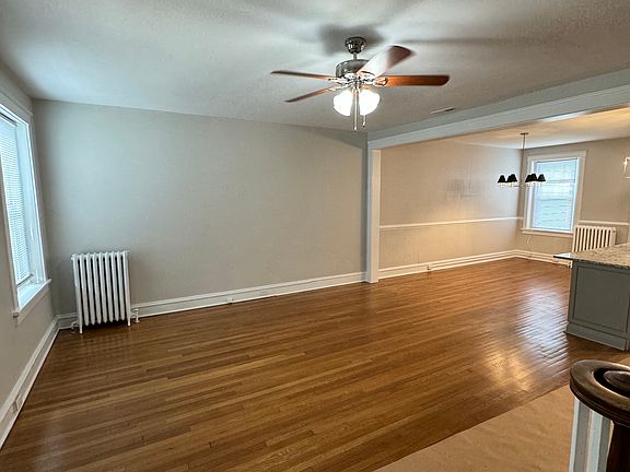 3rd image of 3410 Ellwood Ave