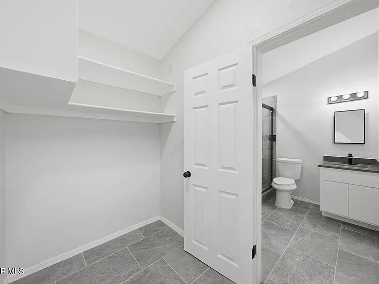 821 Los Lagos Way #A — Photo 21