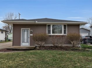 114 Norman Dr, Depew, NY 14043