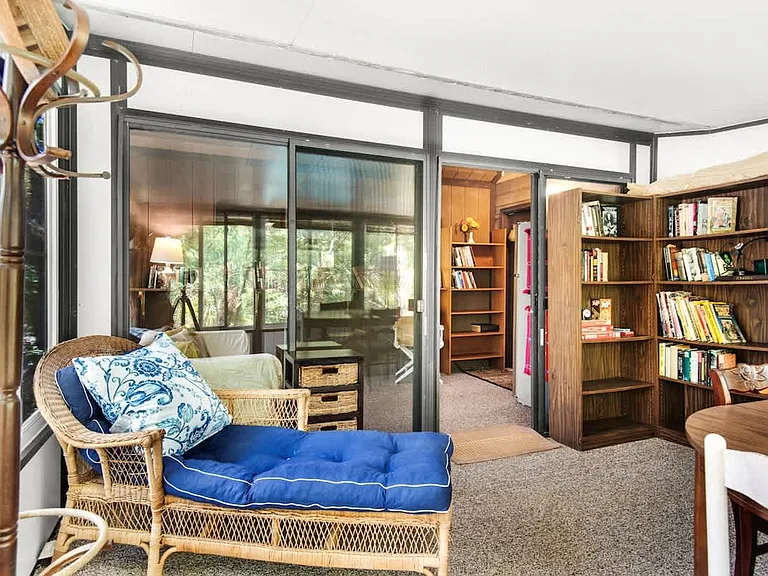 Reading Area