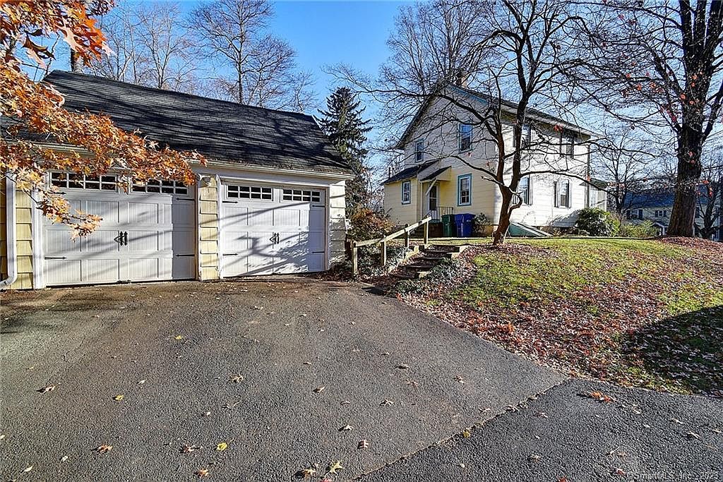 53 Prospect St, Bloomfield, CT 06002 Zillow