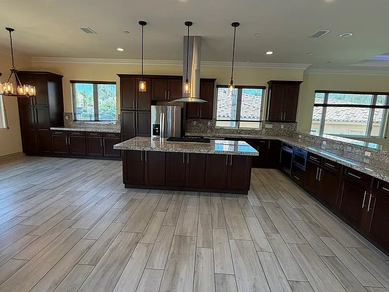 7603 Romeria St — Photo 14