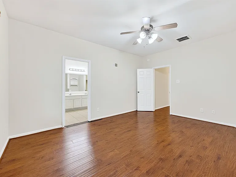 11630 Forest Wind Ln — Photo 26