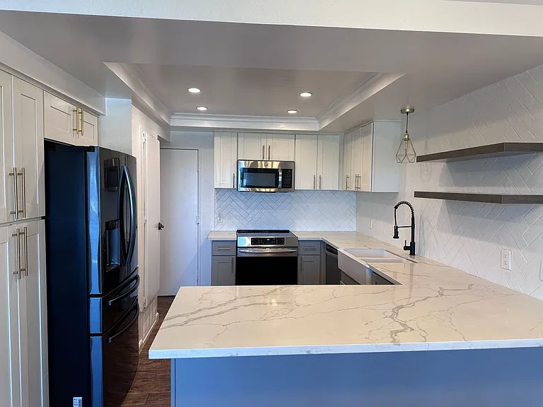 2503 E 21st St #108 — Photo 17