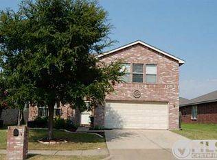8008 Canoe Ridge Ln, Denton, TX 76210