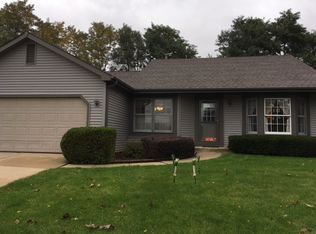 4818 Barnwood Trl, McHenry, IL