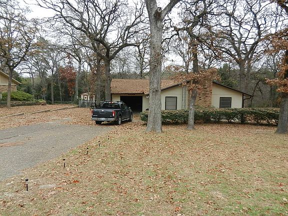 4th image of 407 Hideaway Ln E